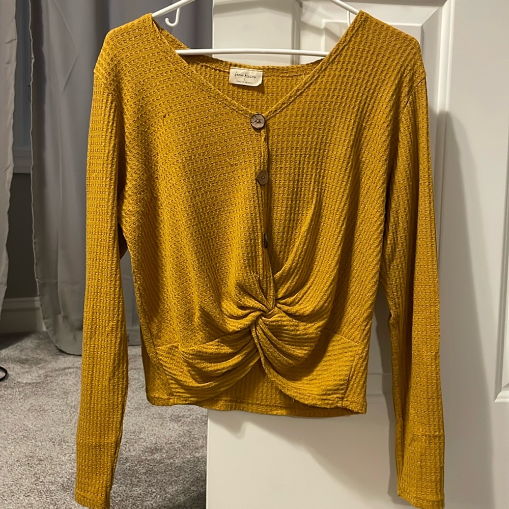 Free Kisses Button Up Long Sleeved Tee